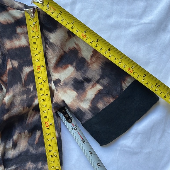 BcbgMaxAzria Walena 100%Silk Dress Ikat Color Splatter Print Size XS Can Fit S M - Picture 14 of 15